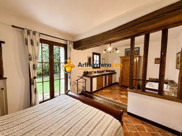 Vente                                                      Maison
                        
                     8 pièces                      280 m2                     à La Ferté-sous-Jouarre