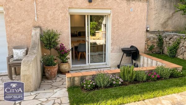 Appartement à vendre 2 pièces 33m² Fréjus (83370)