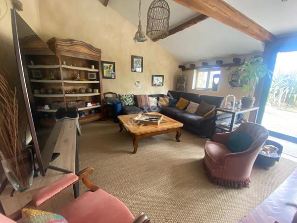 Maison de 4 pieces a Loyat  (56800)