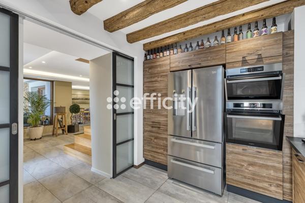 Maison 5 pièces - 220 m² Exclusivité efficity