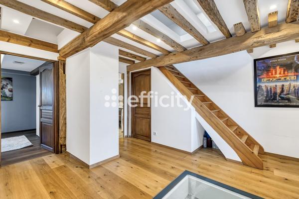 Maison 5 pièces - 220 m² Exclusivité efficity