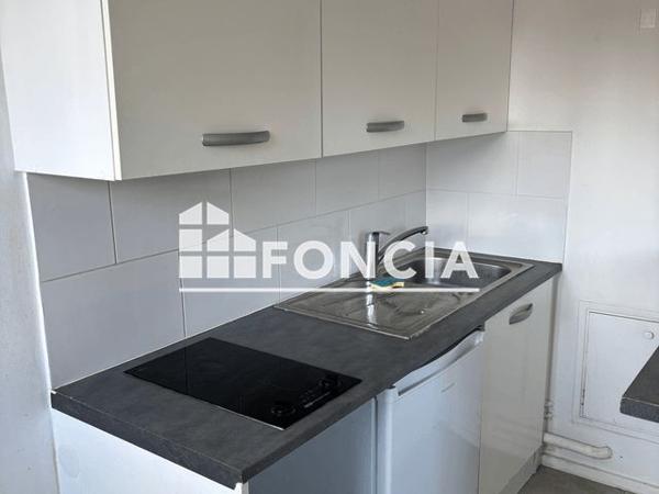 Location Studio 24.19 m² - 1/11 RUE EICHENBERGER Puteaux 92800