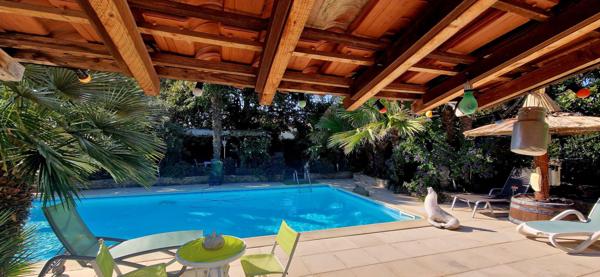 maison 4 chambres, 193 m² habitables sur 1479 m² de terrain 84500 bollene Bollène (84500)