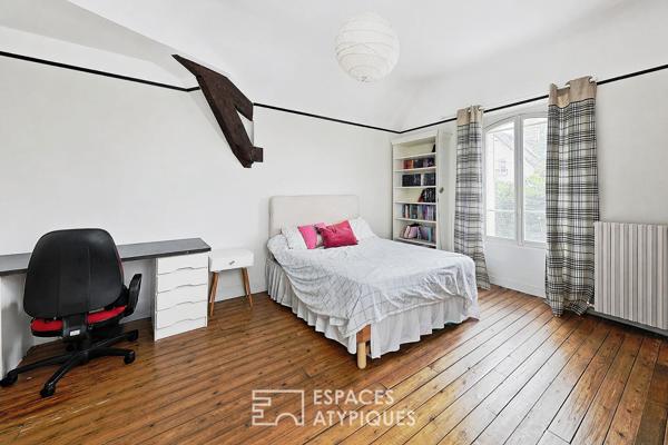 Belle meulière rénovée par un architecte d’intérieur et son jardin méditerranéen