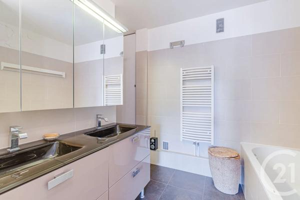 Appartement F4 à vendre  4 pièces - 97 m 2   PARIS  - 75014