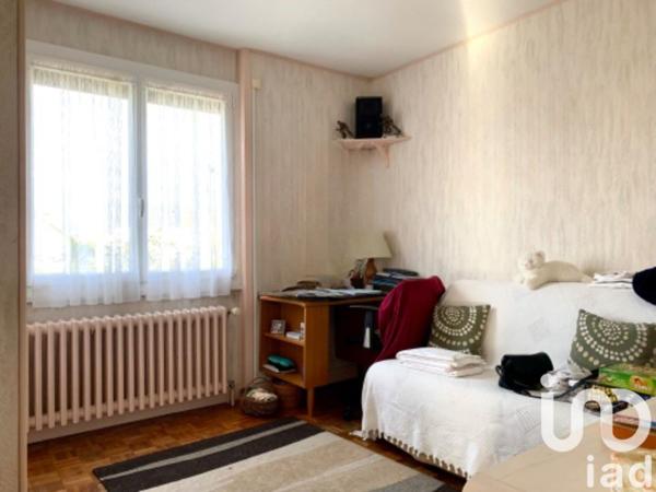 Maison traditionnelle 4 pièces de 98 m² à Olivet (45160)