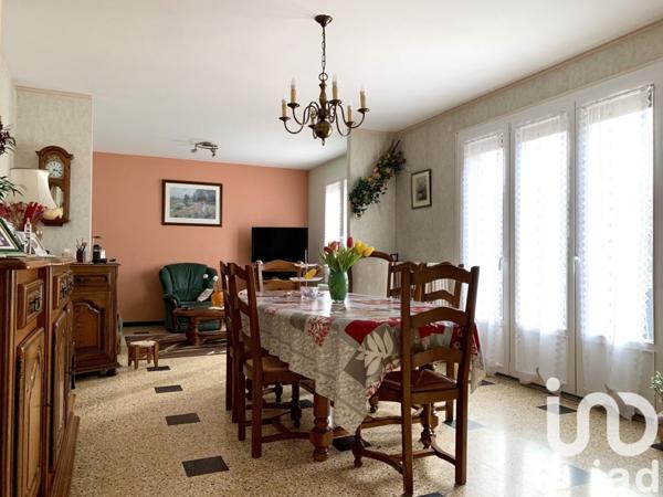 Maison traditionnelle 4 pièces de 98 m² à Olivet (45160)