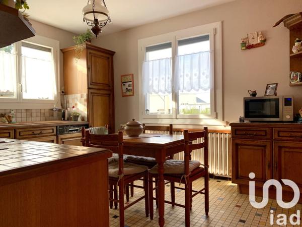 Maison traditionnelle 4 pièces de 98 m² à Olivet (45160)