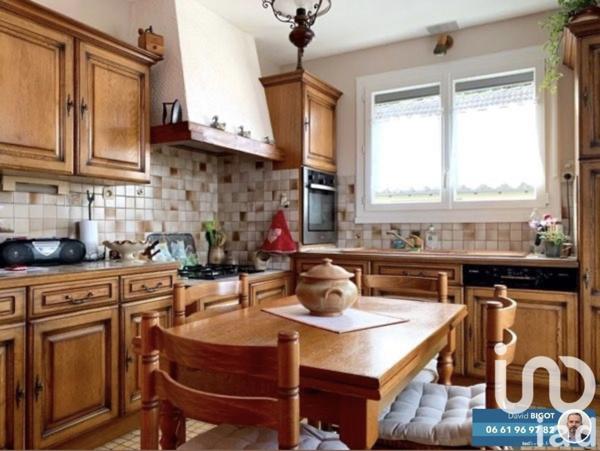 Maison traditionnelle 4 pièces de 98 m² à Olivet (45160)