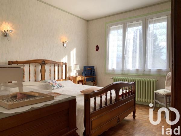 Maison traditionnelle 4 pièces de 98 m² à Olivet (45160)