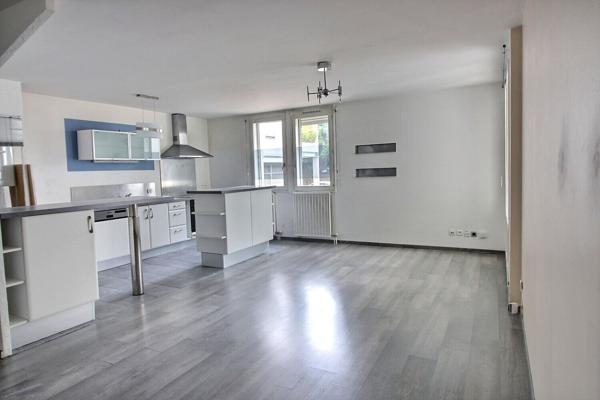 REIMS SECTEUR LAON - APPARTEMENT TYPE 3 - BALCON ET GARAGE
