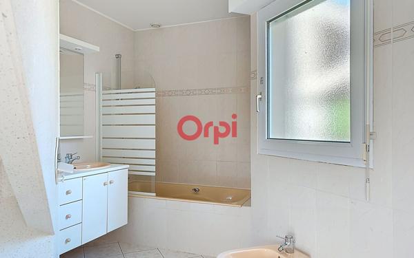 Maison à vendre    4 pièces •  Treffléan