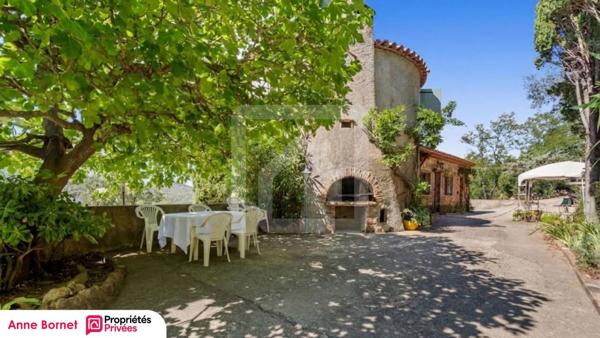 Bastide 7 pièces avec piscine et terrain de 13000 m2 - Massif de l'Estérel