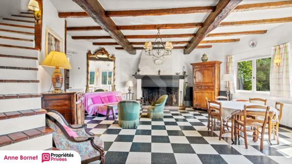 Bastide 7 pièces avec piscine et terrain de 13000 m2 - Massif de l'Estérel