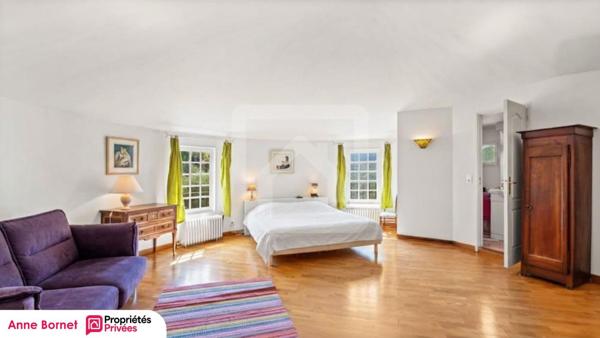 Bastide 7 pièces avec piscine et terrain de 13000 m2 - Massif de l'Estérel