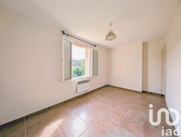 Maison traditionnelle 6 pièces de 142 m² à Oinville-sur-Montcient (78250)