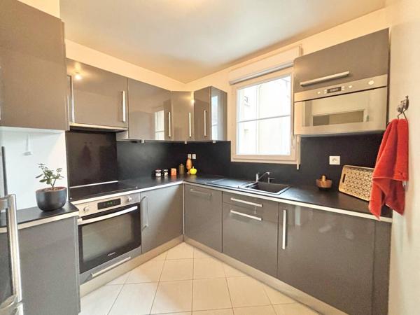 Appartement Pontault Combault 3 pièce(s) 56.5 m2