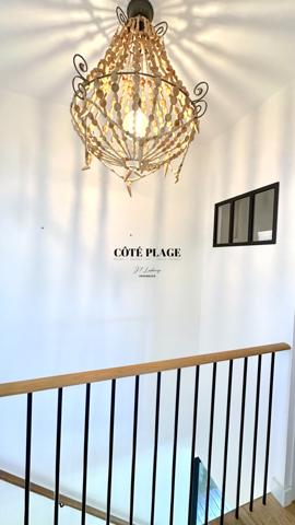 Vaux-sur-Mer (17640) Lignes épurées et horizon bleu – Villa moderne à deux pas des plages