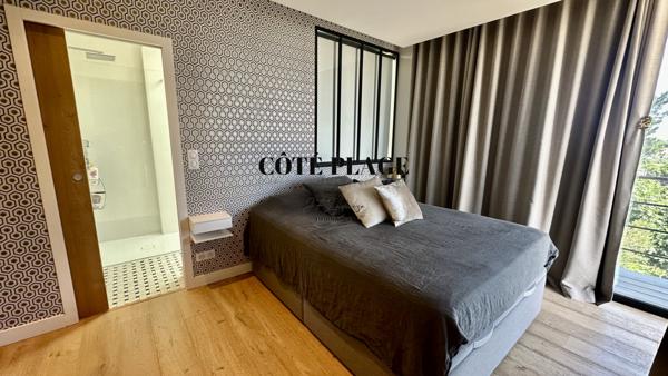 Vaux-sur-Mer (17640) Lignes épurées et horizon bleu – Villa moderne à deux pas des plages