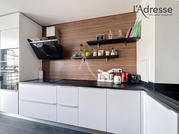 SURESNES/BELVÉDÈRE 3 pièces 66m² cave et parking