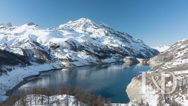 Le secret des montagnes – un chalet  d’exception avec vue sur  Val d’Isère et Tignes