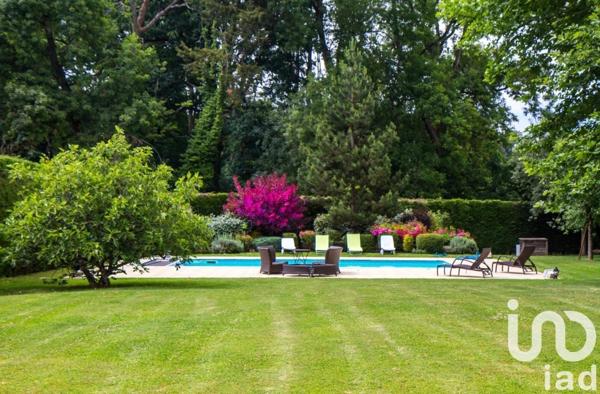 Maison à vendre 10 pièces 350 m² Crécy-la-Chapelle