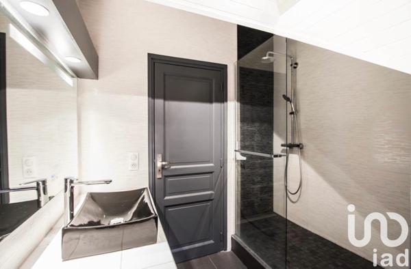 Maison à vendre 10 pièces 350 m² Crécy-la-Chapelle