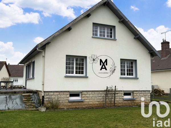 Pavillon 7 pièces de 108 m² à Grandvilliers (60210)