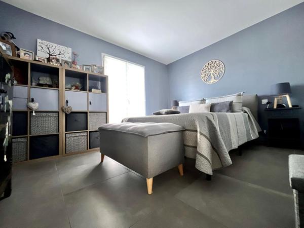Magnifique maison de 118 m² en R+1 sur un terrain de 435 m²  en 3 faces piscinable et sans vis-à-vis