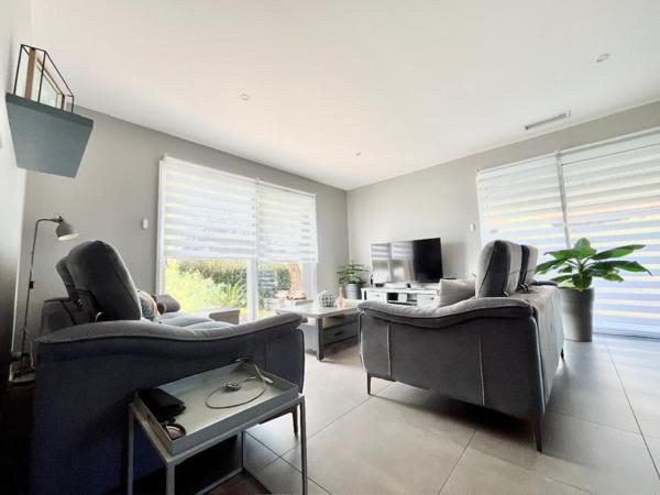 Magnifique maison de 118 m² en R+1 sur un terrain de 435 m²  en 3 faces piscinable et sans vis-à-vis
