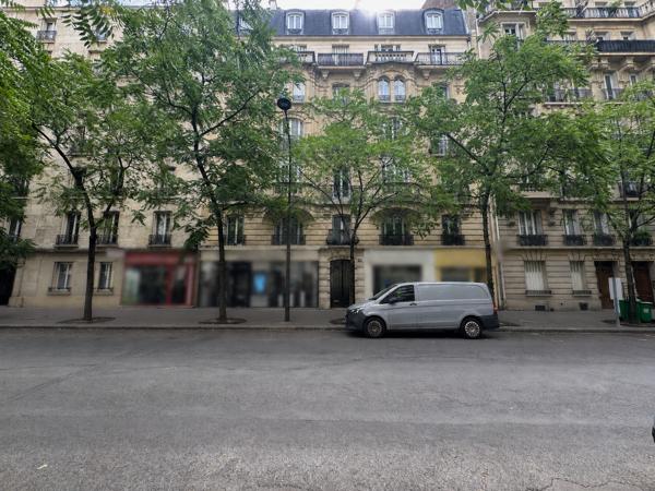 Appartement
         2 pièces
        - 36 m² 288 000 € *