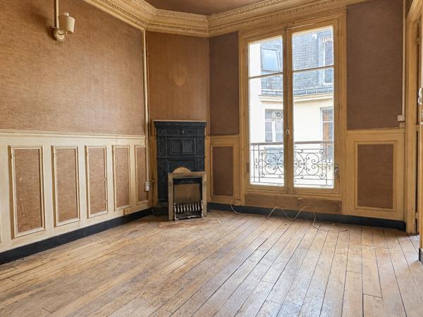 Appartement
         2 pièces
        - 36 m² 288 000 € *