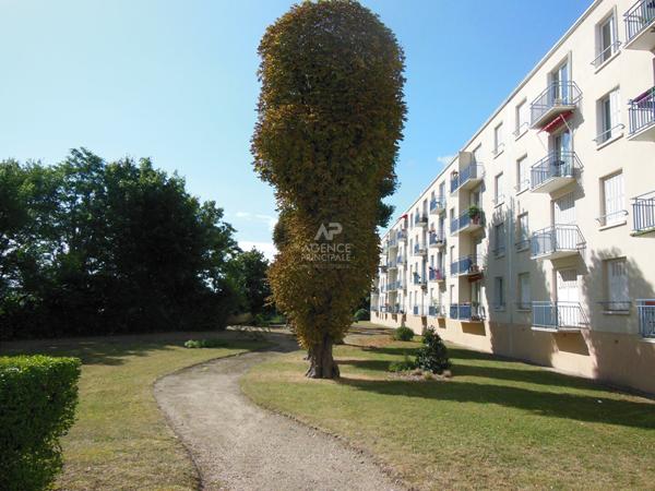 Appartement de 4 pièces meublé - SAINT GERMAIN EN LAYE Loyer 1 795 €/mois charges comprises **  - Référence  18093