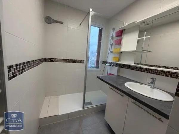 Appartement à louer 3 pièces 50m²