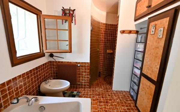 Maison à vendre    5 pièces • 265 m2 Cabris