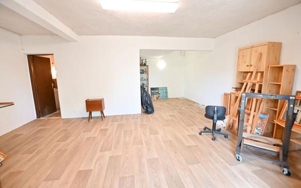 Maison à vendre    5 pièces • 265 m2 Cabris
