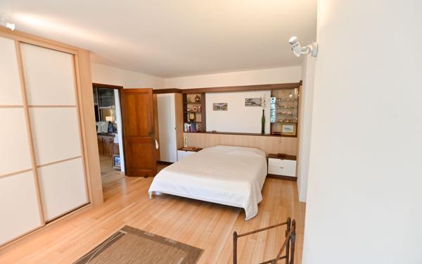 Maison à vendre    5 pièces • 265 m2 Cabris