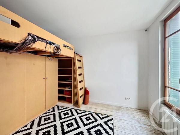 Appartement F4 à vendre  4 pièces - 74,40 m 2   CHOISY LE ROI  - 94
