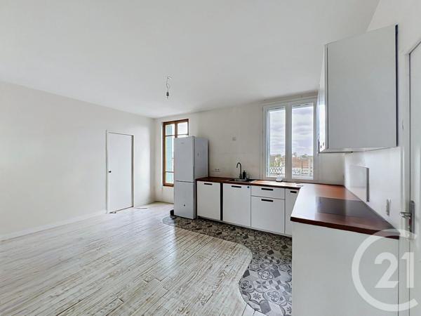 Appartement F4 à vendre  4 pièces - 74,40 m 2   CHOISY LE ROI  - 94