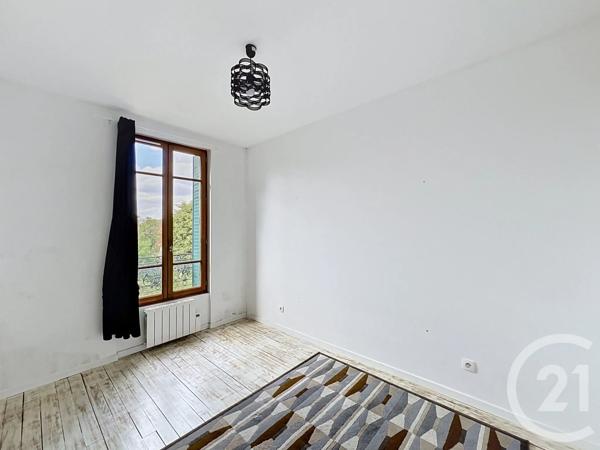 Appartement F4 à vendre  4 pièces - 74,40 m 2   CHOISY LE ROI  - 94