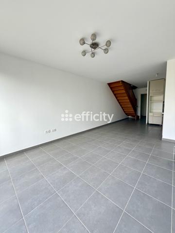 Appartement
         3 pièces
        - 69 m² 264 000 € *