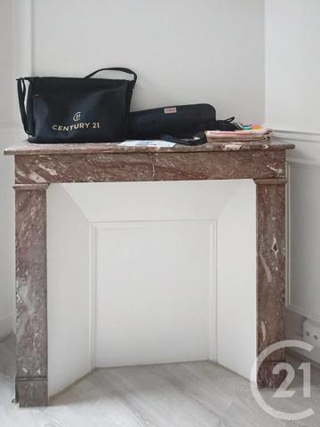 Appartement F2 à vendre  2 pièces - 33,05 m 2   ST DENIS  - 93