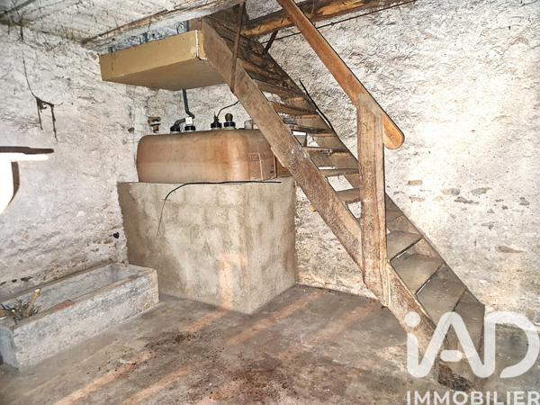 Maison à vendre 9 pièces 202 m² Beaumotte-lès-Pin