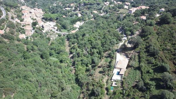 Terrain Constructible à Ville Di Paraso de 3 803 m² avec PC