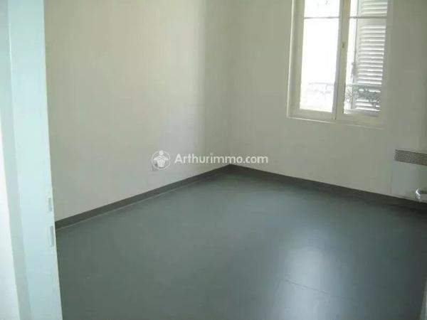 Vente Immeuble 203 m2 à Saint-Jean-d'Angély