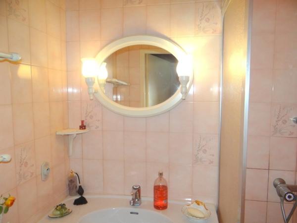 Dpt Allier (03), à vendre proche de DOMERATAT maison P4 plus chaufferie, garage et cave