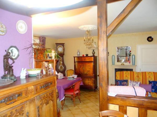 Dpt Allier (03), à vendre proche de DOMERATAT maison P4 plus chaufferie, garage et cave