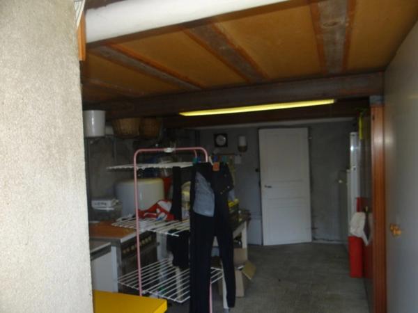 Dpt Allier (03), à vendre proche de DOMERATAT maison P4 plus chaufferie, garage et cave