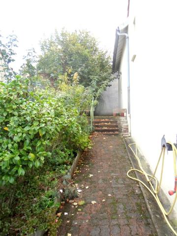 Dpt Allier (03), à vendre proche de DOMERATAT maison P4 plus chaufferie, garage et cave