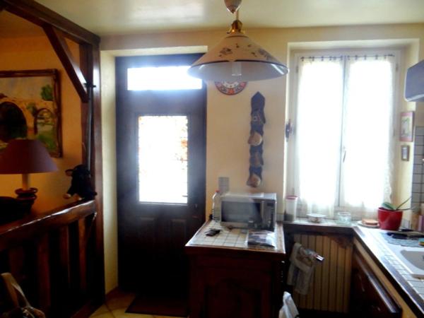 Dpt Allier (03), à vendre proche de DOMERATAT maison P4 plus chaufferie, garage et cave